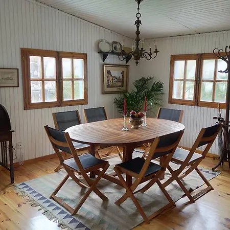 La Isla De Sirenas *