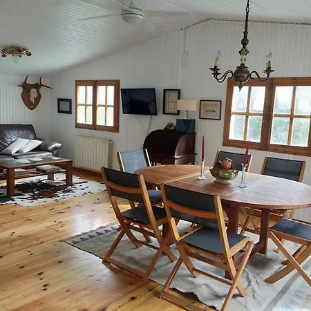 La Isla De Sirenas Nyaraló